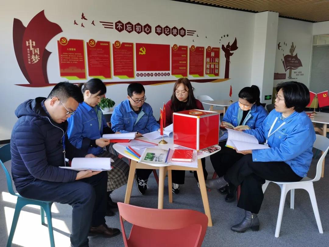 無錫日聯(lián)黨支部發(fā)揮黨員先鋒模范作用，開工首日提出黨建工作新要求